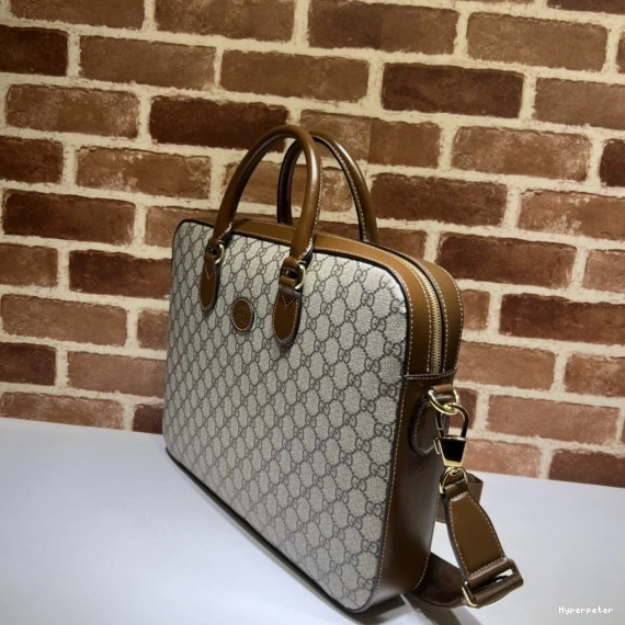 Hyperpeter WITH GUCCI CASE G BUSINESS INTERLOCKING 0712
